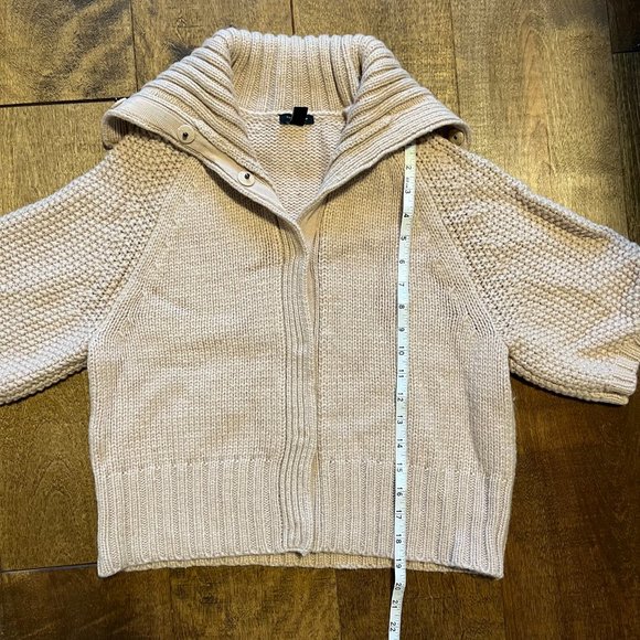 Ann Taylor Soft Neutral Pink Alpaca/Merino Wool Sweater Cardigan w/ Snap Close - Picture 9 of 12